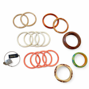Vintage bangle & bracelet mixed lot – chunky resin & wood styles